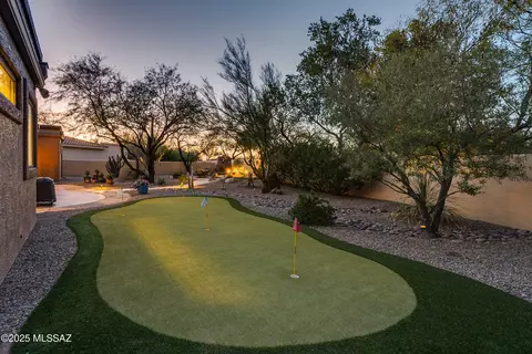 Exterior - 175 E Silverstone Pl, Tucson, AZ 85737 photo 5 of 10