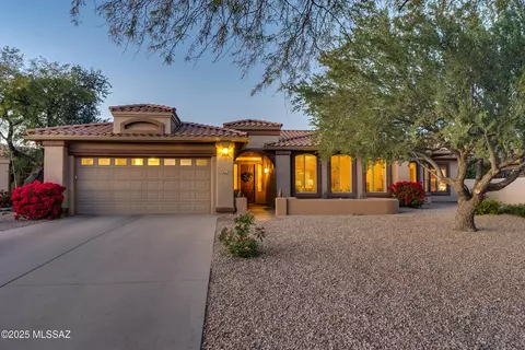 175 E Silverstone Pl, Tucson, AZ 85737