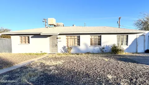 4609 E 12th St, Tucson, AZ 85711
