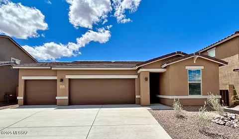 11832 E Arabelle Dr, Vail, AZ 85641
