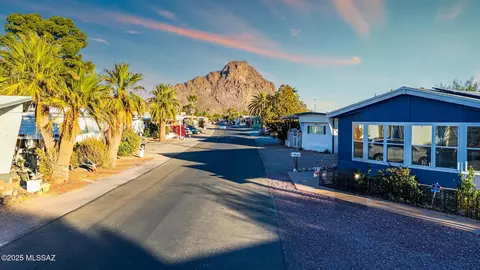 5581 W Bar X St, Tucson, AZ 85713