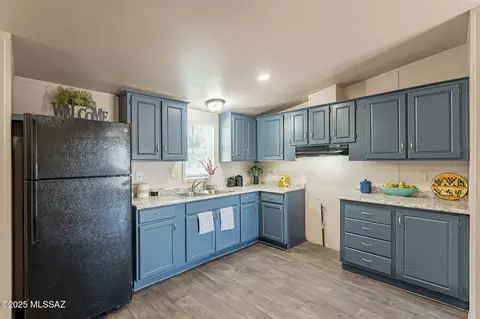 6110 N Pepper Tree Ln, Tucson, AZ 85741