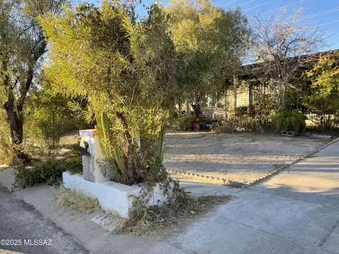 2179 E Wedwick St, Tucson, AZ 85706 photo 6