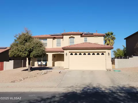 5558 W Red Racer Dr, Tucson, AZ 85742