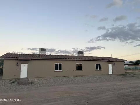 5605 S Mission Rd, Tucson, AZ 85746
