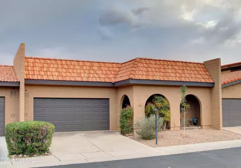5008 E North Regency Cir, Tucson, AZ 85711