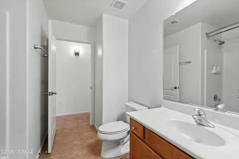 Bath - 7151 E Alderberry St, Tucson, AZ 85756 photo 4 of 4