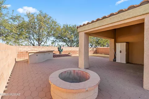 Exterior - 7151 E Alderberry St, Tucson, AZ 85756 photo 4 of 6