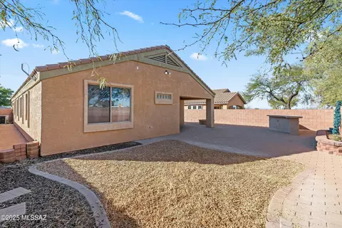Exterior - 7151 E Alderberry St, Tucson, AZ 85756 photo 6 of 6