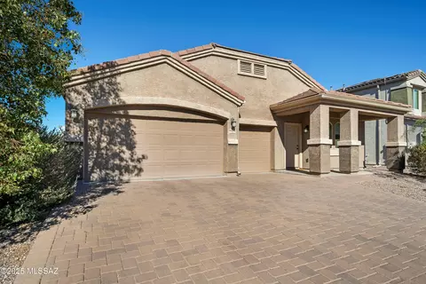 8820 W Moon Spring Rd, Marana, AZ 85653
