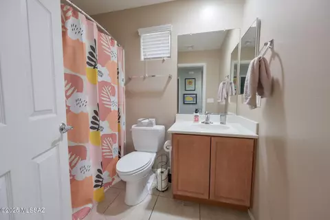 Bath - 5781 S Cedar Ridge Rd, Tucson, AZ 85747 photo 3 of 3
