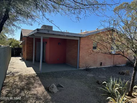 Exterior - 2909 E 4th St, Tucson, AZ 85716 photo 5 of 6