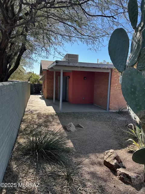 Exterior - 2909 E 4th St, Tucson, AZ 85716 photo 4 of 6