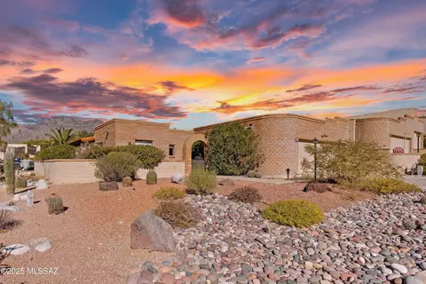 6201 E Frontier Pl, Tucson, AZ 85750