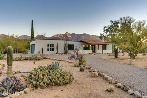 1225 E Via Entrada, Tucson, AZ 85718