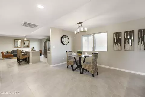 9151 E 8th St, Tucson, AZ 85710 photo 11