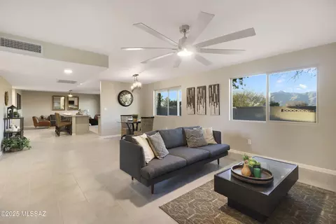 9151 E 8th St, Tucson, AZ 85710 photo 6