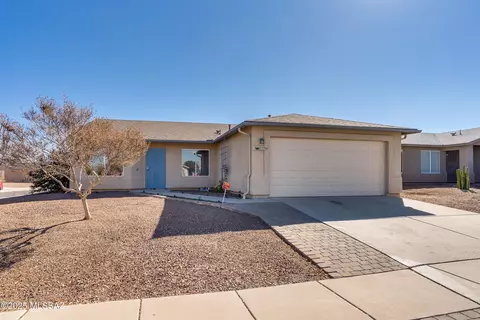 8996 E Mcmurray Pl, Tucson, AZ 85730