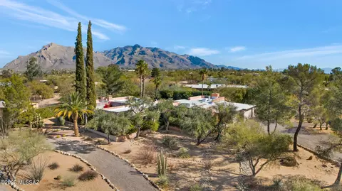 6944 N Vista Pl, Tucson, AZ 85704