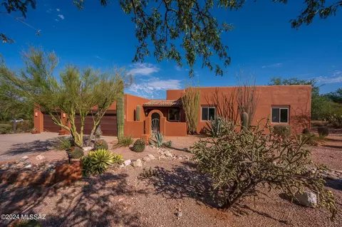 2410 N Fennimore Ave, Tucson, AZ 85749