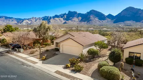 600 E River Walk Dr, Oro Valley, AZ 85737