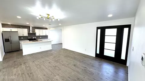 Living - 7410 E Brooks Dr, Tucson, AZ 85730 photo 1 of 1