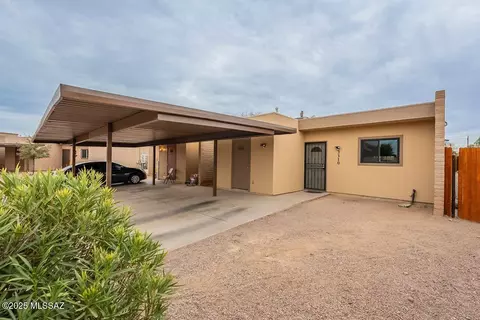 3310 S Placita Saltillo, Tucson, AZ 85713