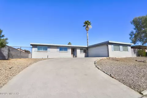 9059 E Arbor St, Tucson, AZ 85730