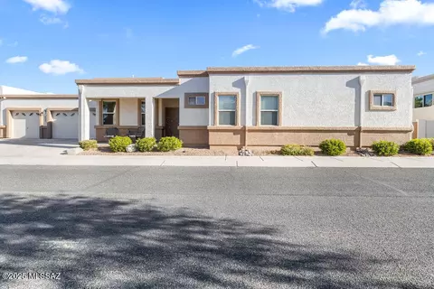 7491 E Navigator Ln, Tucson, AZ 85756