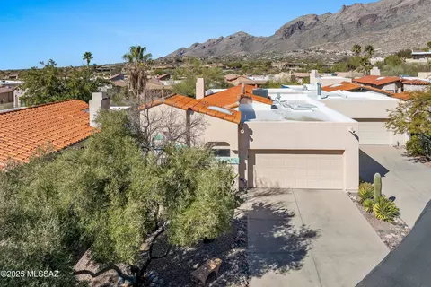 4563 E Red Mesa Dr, Tucson, AZ 85718