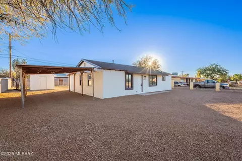 5710 E 29th St, Tucson, AZ 85711