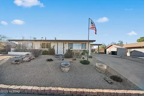 9 W William Carey St, Corona De Tucson, AZ 85641