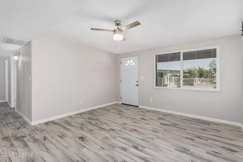 7059 S Cabot Place Pl, Tucson, AZ 85756 photo 9