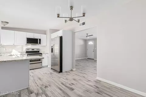 7059 S Cabot Place Pl, Tucson, AZ 85756 photo 8
