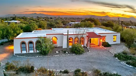 2420 E Camino La Zorrela, Tucson, AZ 85718
