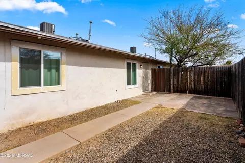 3716 N 4th Ave, Tucson, AZ 85705