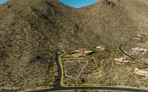 14720 N Soaring Dove Pl, Marana, AZ 85658