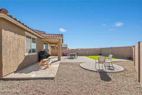 Exterior - 11780 E Arabelle Dr, Vail, AZ 85641 photo 4 of 5