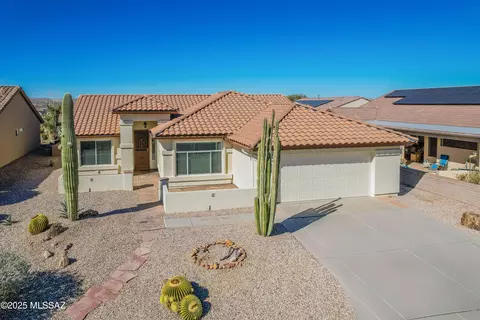 1829 N Laguna Oaks Dr, Green Valley, AZ 85614