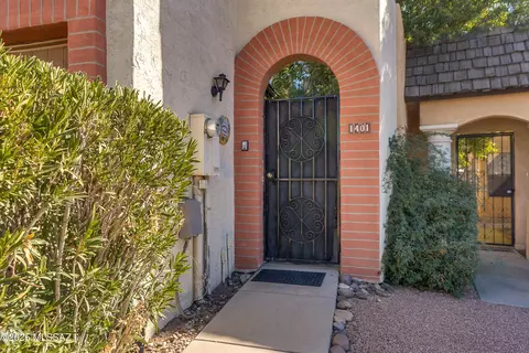 1401 W Calle Platino, Tucson, AZ 85745