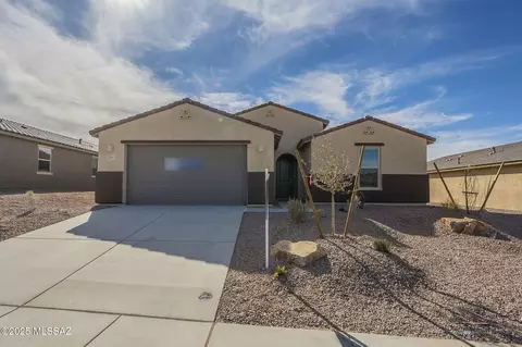 285 N Pecan Canyon Ln, Sahuarita, AZ 85629