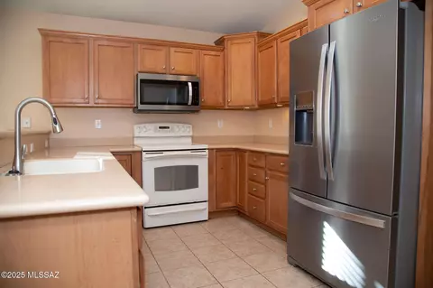 6614 E Cooperstown Dr, Tucson, AZ 85756 photo 5