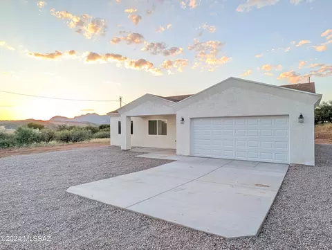 212 Vara Ct, Rio Rico, AZ 85648
