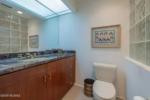 Bath - 7174 E Desert Moon Loop, Tucson, AZ 85750 photo 2 of 5