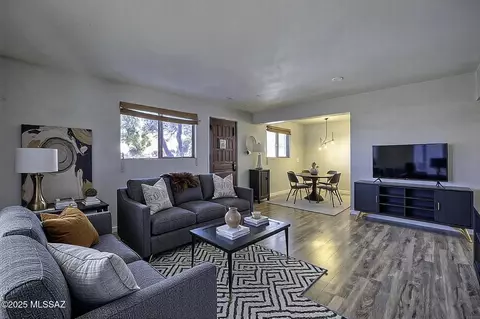 1007 W Erie St, Tucson, AZ 85745