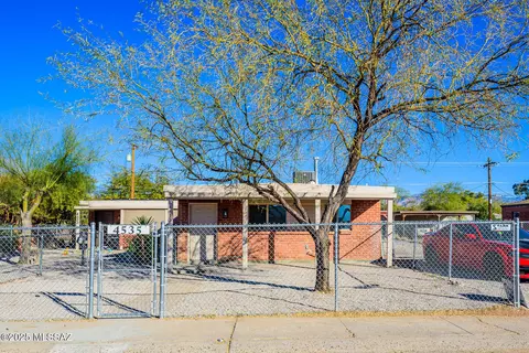 4533-4535 E 17th St, Tucson, AZ 85711