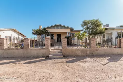 1130 N 2nd Ave, Tucson, AZ 85705