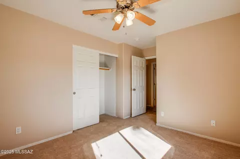 Bedroom - 10341 E Roywood Way, Tucson, AZ 85747 photo 3 of 5
