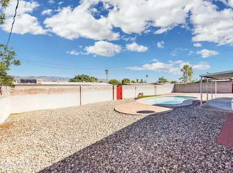 8311 E Shiloh St, Tucson, AZ 85710