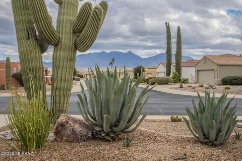 3382 S Abrego Dr, Green Valley, AZ 85614